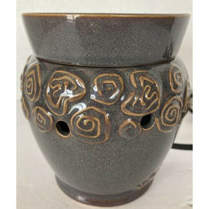 Scentsy Enchanted Medium Gray Warmer EUC